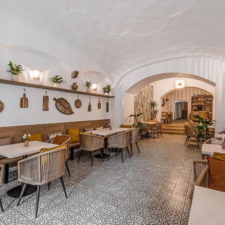 Apartmany Kolegium Prešov Eksteriør bilde